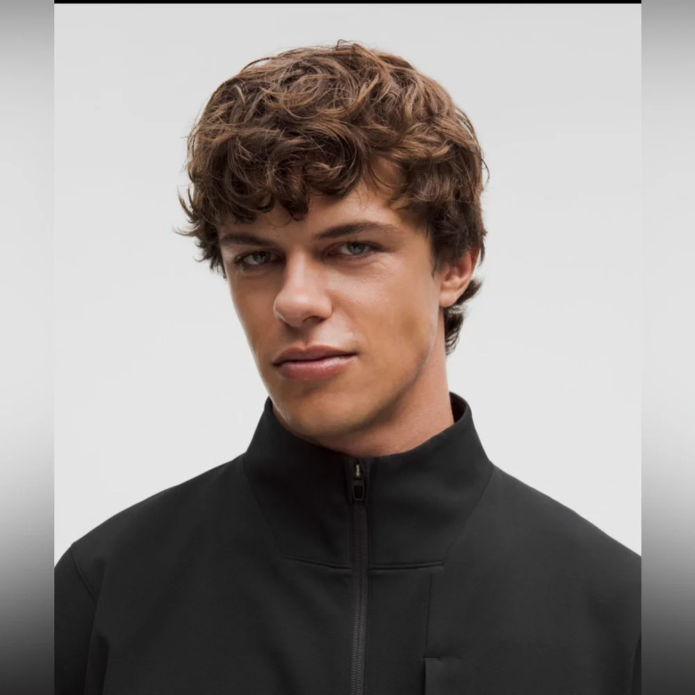Lululemon Men’s “Sojourn” Jacket (M) *NEW FOR FALL/WINTER*